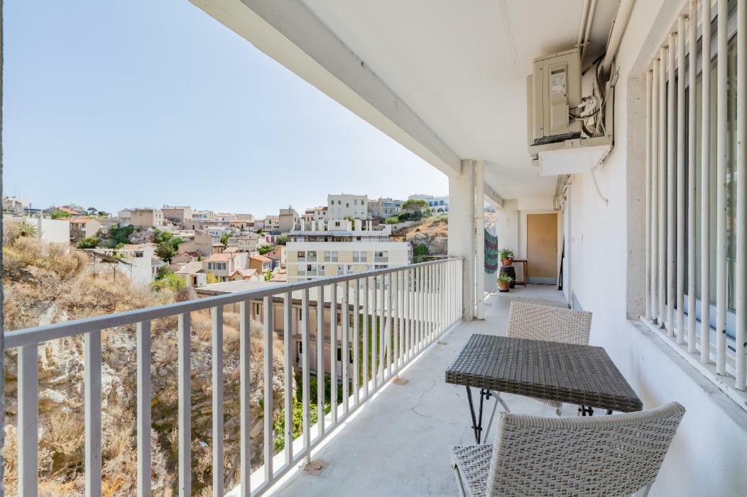 T2 Superbe Vue Mer Et Vallon Des Auffes Marseille Exterior photo